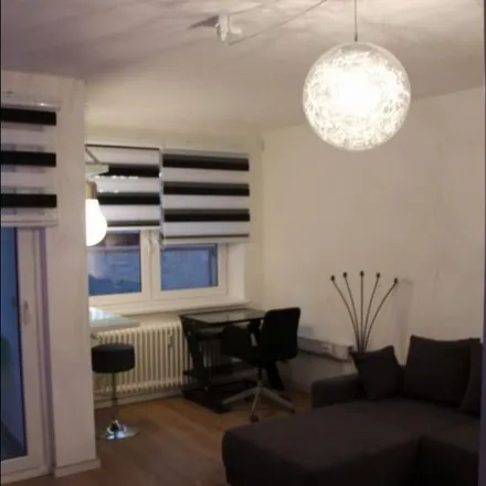 Rent this 2 bed apartment on Beerenberg 9 in 21077 Hamburg, Germany