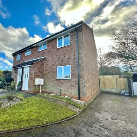 Buy this 3 bed duplex on Bransdale Avenue in Mansfield Woodhouse, NG19 0LZ