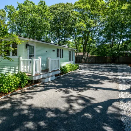Buy this 2 bed house on 460 Lincoln Road Extension in Barnstable, Barnstable County