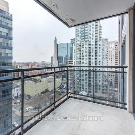 Image 6 - Hollywood Plaza 2, 28 Hollywood Avenue, Toronto, ON M2N 6S4, Canada - Apartment for rent