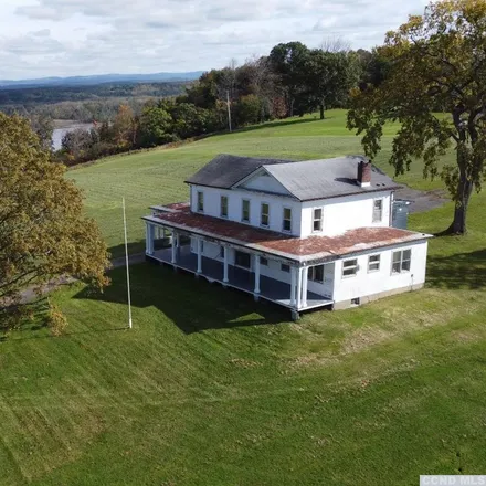 Buy this 6 bed house on 70 Ely Street in Village of Coxsackie, Greene County