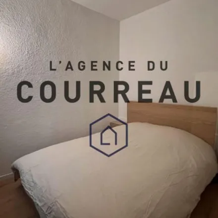 Rent this 3 bed apartment on Comédie in Place de la Comédie, 34062 Montpellier