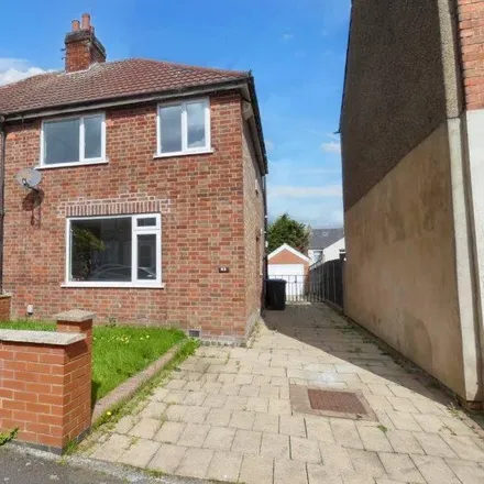 Rent this 3 bed duplex on Caxton Street in Market Harborough, LE16 9ER