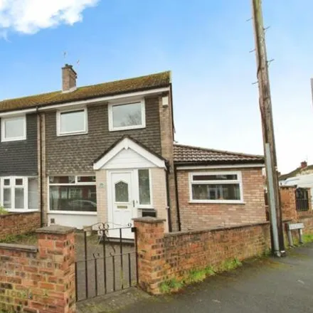 Buy this 4 bed duplex on Fairford Way in Stockport, SK5 7NQ