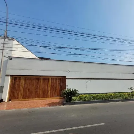 Rent this 6 bed house on Jirón Los Pinos in La Molina, Lima Metropolitan Area 10051