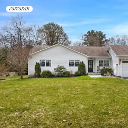 Rent this 3 bed house on 15 Birchwood Lane in Southampton, East Quogue