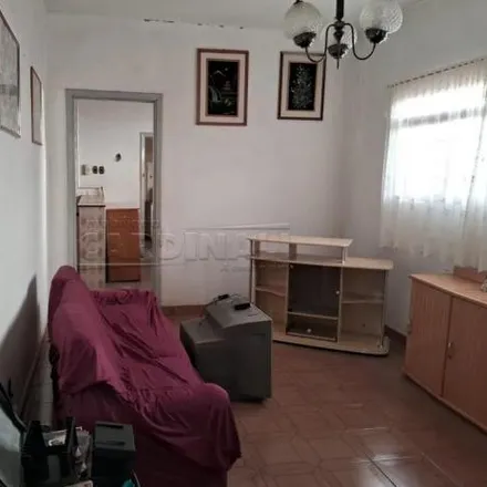 Buy this 3 bed house on Rua Carlos Gomes in Quinta das Laranjeiras, Araraquara - SP