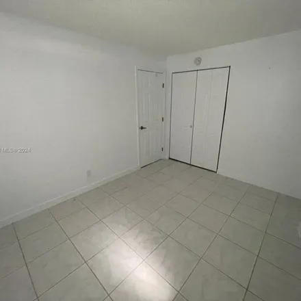 Image 9 - 1739 Northwest 8th Court, Fort Lauderdale, FL 33311, USA - Apartment for rent