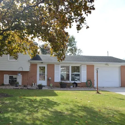 Image 1 - 729 Sunset Drive, Bucyrus, OH 44820, USA - House for sale