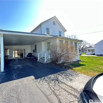 Image 2 - 33 Elm Street, Village of Fredonia, Pomfret, NY 14063, USA - House for sale