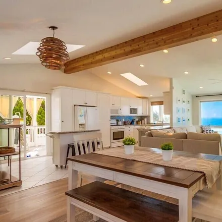 Rent this 5 bed house on Encinitas