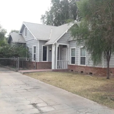 Rent this 2 bed house on 566 Ross Avenue in El Centro, CA 92243