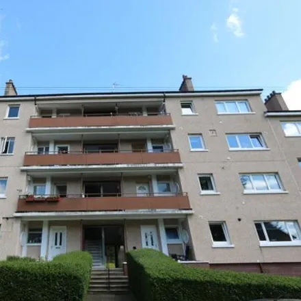 Rent this 3 bed apartment on Parkneuk Road in Glasgow, G43 2AG