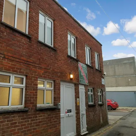 Rent this 2 bed apartment on Regent Circus in Crombey Street, Swindon