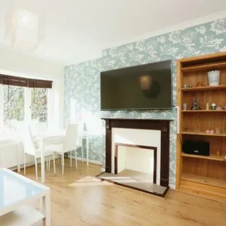 Buy this 3 bed townhouse on Hassop Walk in London, SE9 4JT