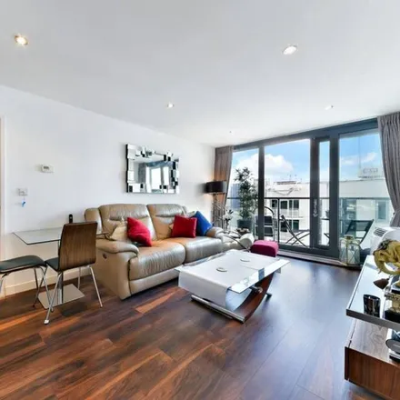 Rent this 1 bed apartment on Proton Tower in 8 Blackwall Way, London
