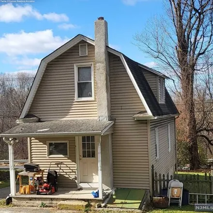 Rent this 2 bed house on 552 Hamburg Turnpike in Franklin, Hardyston Township