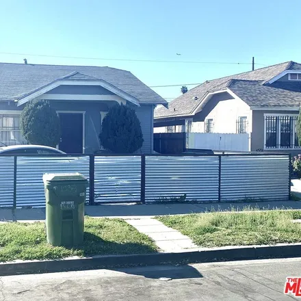 Buy this 3 bed house on 1538 West 64th Street in Los Angeles, CA 90047