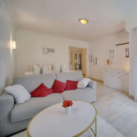 Image 1 - Shakespeare EDF, Rue William Shakespeare, 06407 Cannes, France - Apartment for rent
