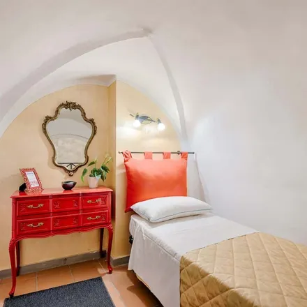 Image 8 - Borgo Tegolaio, 29 R, 50125 Florence FI, Italy - Apartment for rent