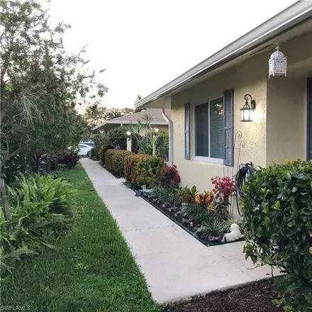Image 1 - 67 Glades Boulevard, East Naples, Collier County, FL 34112, USA - House for rent