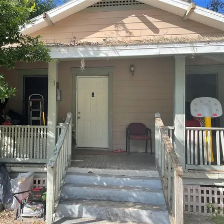 Buy this 8 bed duplex on 225 East 5th Street in South Apopka, Apopka