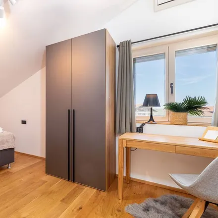 Rent this 2 bed apartment on Übersee in Bahnhofstraße, 83236 Moosen