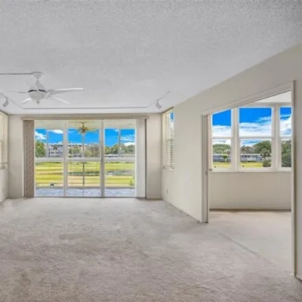 Image 9 - Cypress Course, 1011 East Cypress Lane, Pompano Beach, FL 33573, USA - Condo for sale