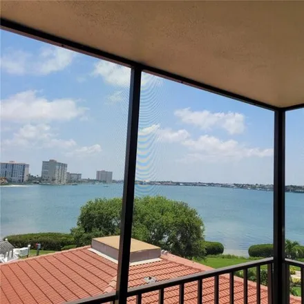 Rent this 1 bed condo on MORE Online NOW LLC in 6158 Palma del Mar Boulevard South, Saint Petersburg