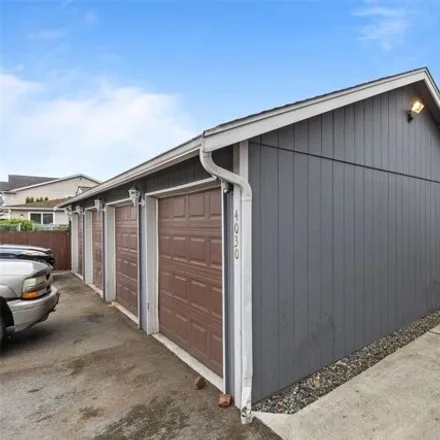 Image 3 - 4188 South Puget Sound Avenue, Tacoma, WA 98409, USA - House for sale