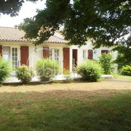 Buy this 3 bed house on Saint-Maixent-l'École in Passerelle, 79400 Saint-Maixent-l'École