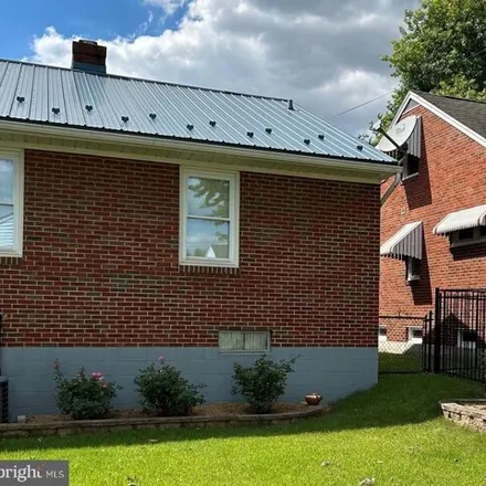 Image 2 - 220 Avon Rd, Hagerstown, Maryland, 21740 - House for sale