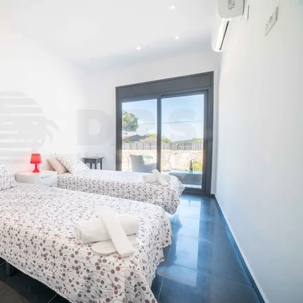 Rent this 6 bed house on 17310 Lloret de Mar