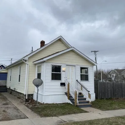 Buy this 3 bed house on 1729 Jay Street in Port Huron, MI 48060
