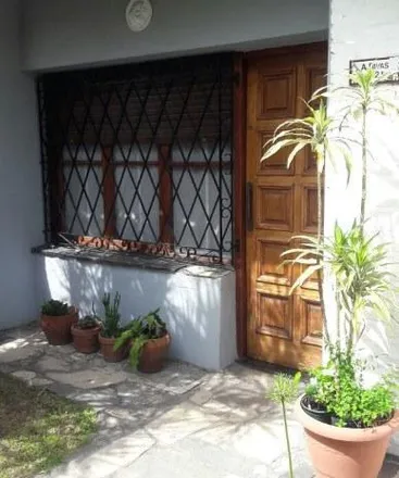 Buy this 3 bed house on Alcalde Rivas 1343 in Partido de Morón, 1708 Morón