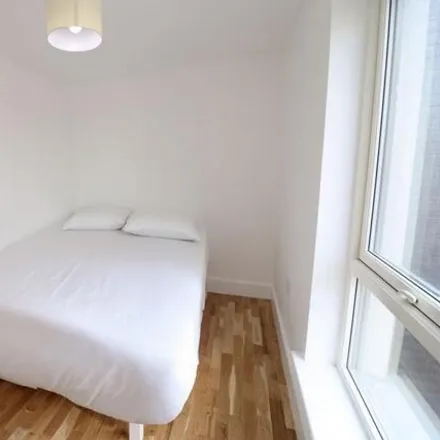 Rent this studio house on 83 Tiller Road in Millwall, London