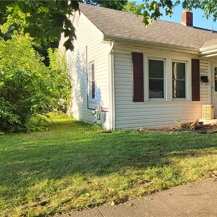 Buy this 3 bed house on 599 South Chestnut Street in Eldon, MO 65026