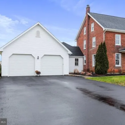 Buy this 5 bed house on 19098 Amesbury Road in Washington County, MD 21742