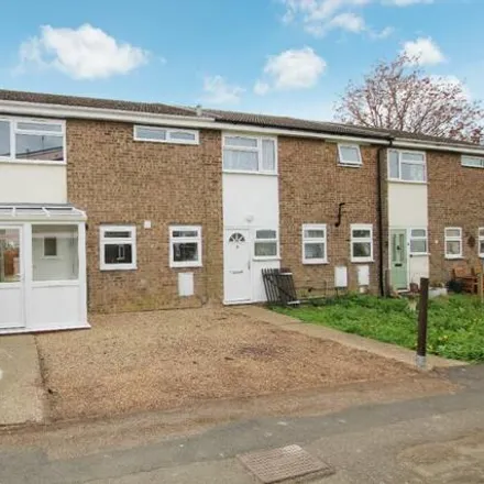 Buy this 3 bed townhouse on unnamed road in St Neots, PE19 2EJ