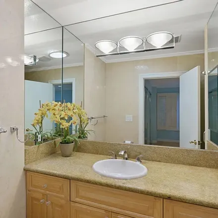 Image 1 - Sunset Marquis, 1200 Alta Loma Road, West Hollywood, CA 90069, USA - Townhouse for rent