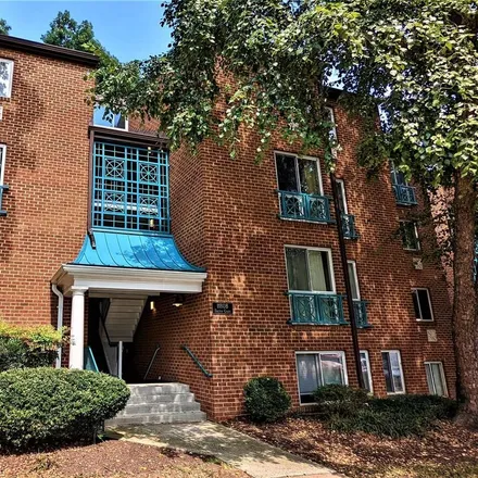 Buy this 2 bed condo on 11808 Breton Court in Deepwood, Reston