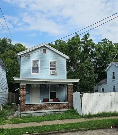 Buy this 2 bed house on 307-311 N 8th St in Hamilton, Ohio