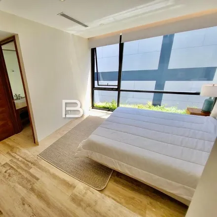 Rent this studio house on Avenida Puerto Cancun Sur in 77524 Cancún, ROO