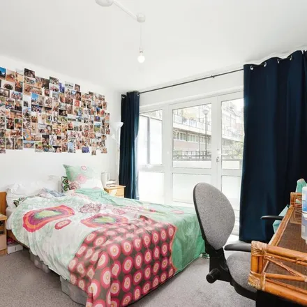 Image 2 - St Anne's Flats, Doric Way, London, NW1 1LG, United Kingdom - Apartment for rent