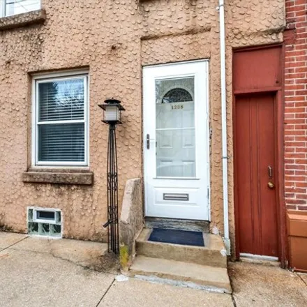 Image 2 - 1238 North Hancock Street, Philadelphia, PA 19133, USA - House for sale