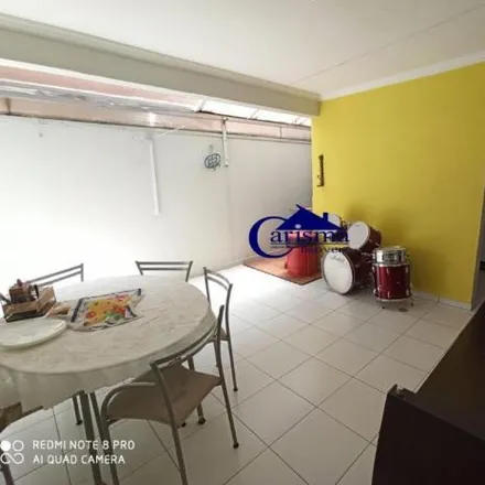 Rent this 3 bed house on Rua Jequitinhonha in Campestre, Santo André - SP