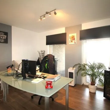 Image 2 - Rue Baty des Puissances, 5060 Sambreville, Belgium - Apartment for rent