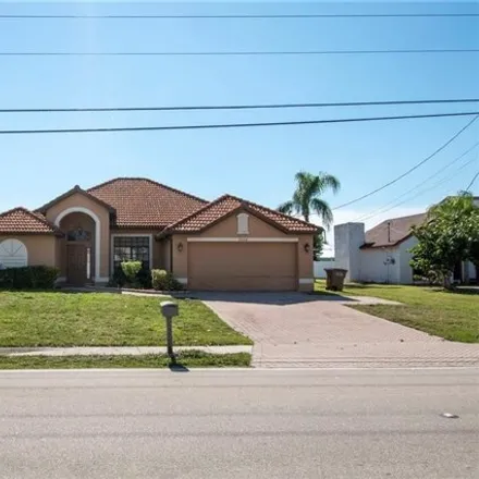 Image 1 - 1971 Viscaya Parkway, Cape Coral, FL 33990, USA - House for rent