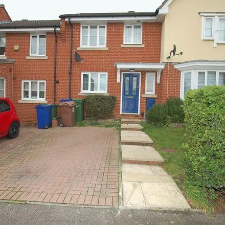 Rent this 3 bed townhouse on 39 Hawkins Drive in Grays, RM16 6GE