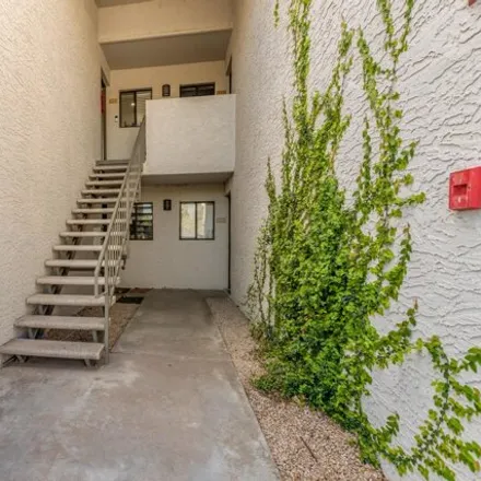 Image 1 - 6480 North 82nd Street, Scottsdale, AZ 85250, USA - Apartment for rent